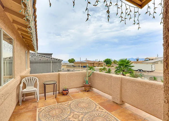 Grill & Dine Outside: Havasu W/ Pool!