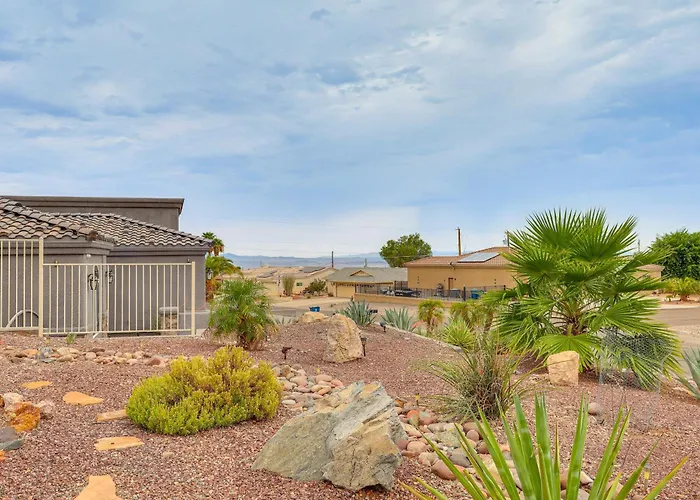 Grill & Dine Outside: Havasu W/ Pool! * Lake Havasu City