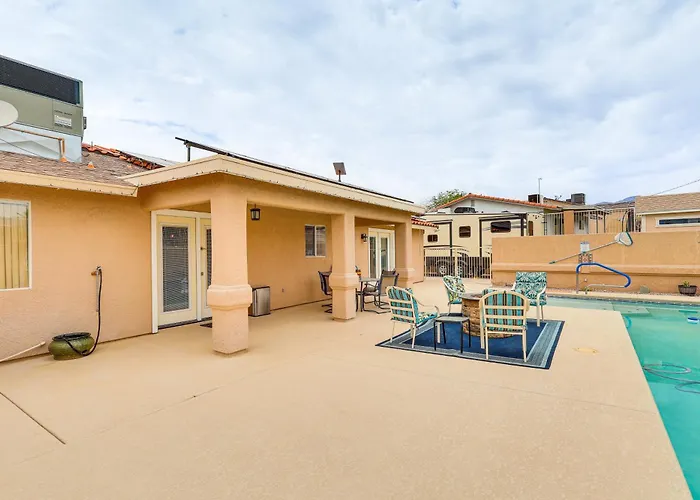 Holiday home Grill & Dine Outside: Havasu W/ Pool! *